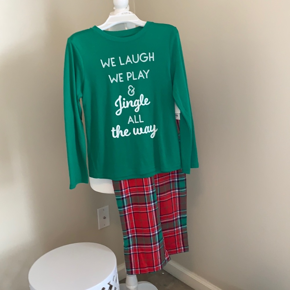 Boys Christmas pjs Sz 10